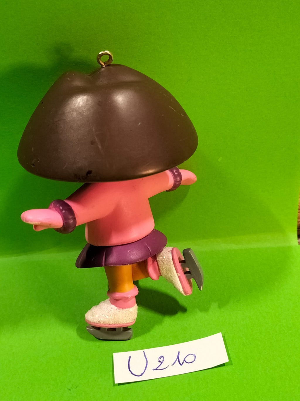 U210 Figurine: Dora the Explorer Ice Skater Christmas Decoration 9cm Viacom 2005