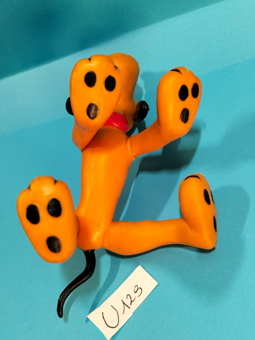 Figurine U129: Pluto flexible Bendable - Mickey Disney dog ​​12cm