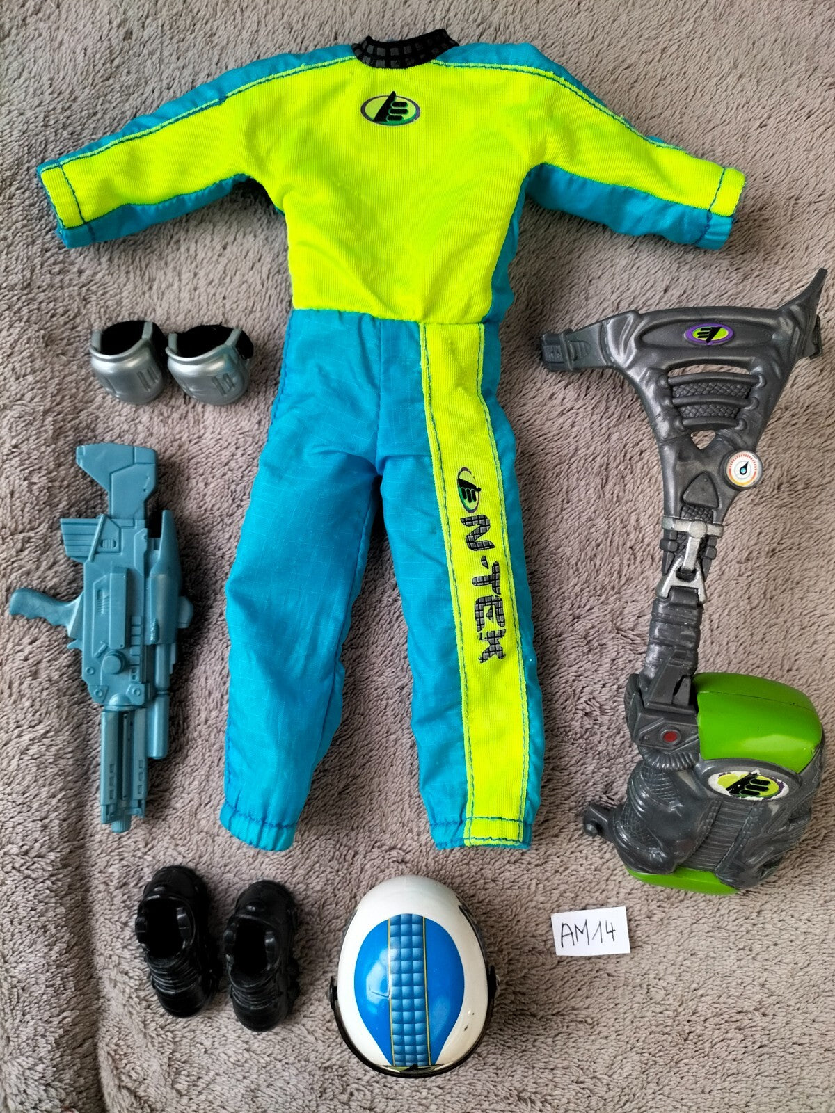 Action-Man AM14: Max Steel Tornado Chaser N-Tek skateboard Mattel 1998