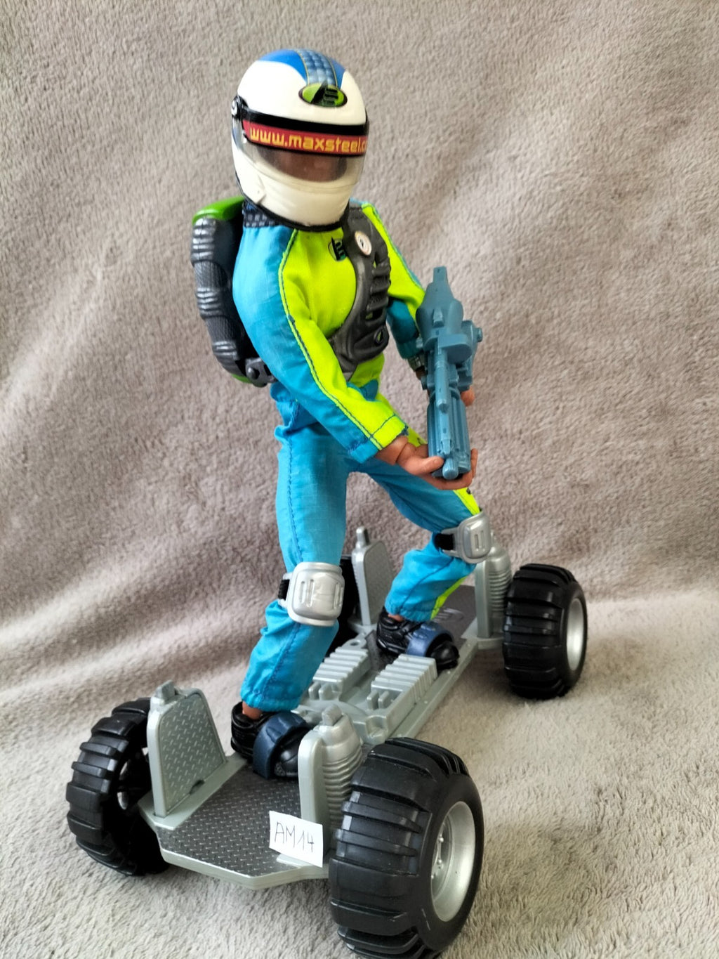 Action-Man AM14: Max Steel Tornado Chaser N-Tek skateboard Mattel 1998