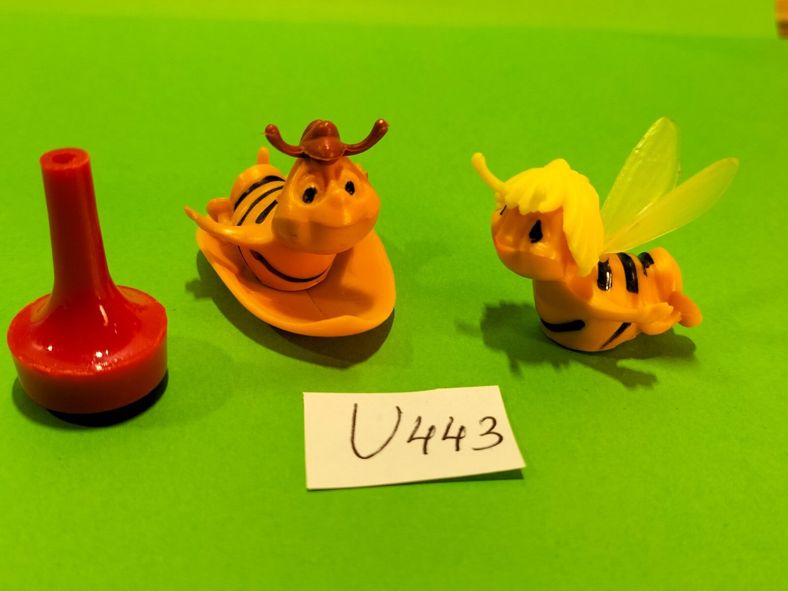 Figurine U443: Maya the Magnetic Bee + Willy (without his wings) - 1977 rare
