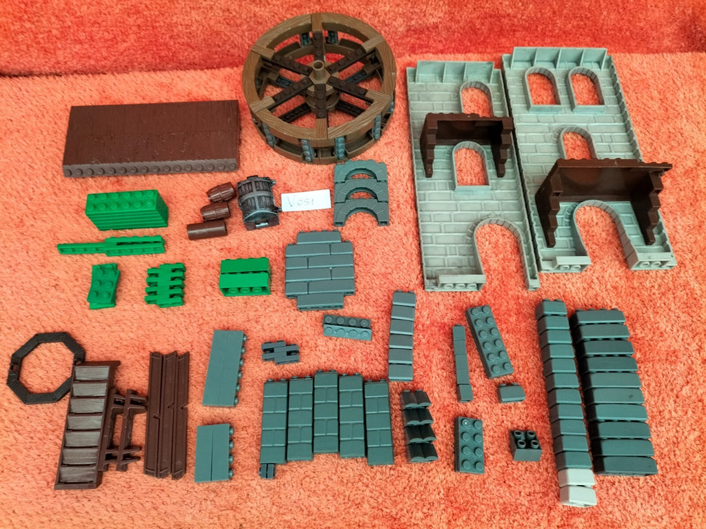 Lot V051: Mega Bloks Pirates of the Caribbean Water wheel duel 1027
