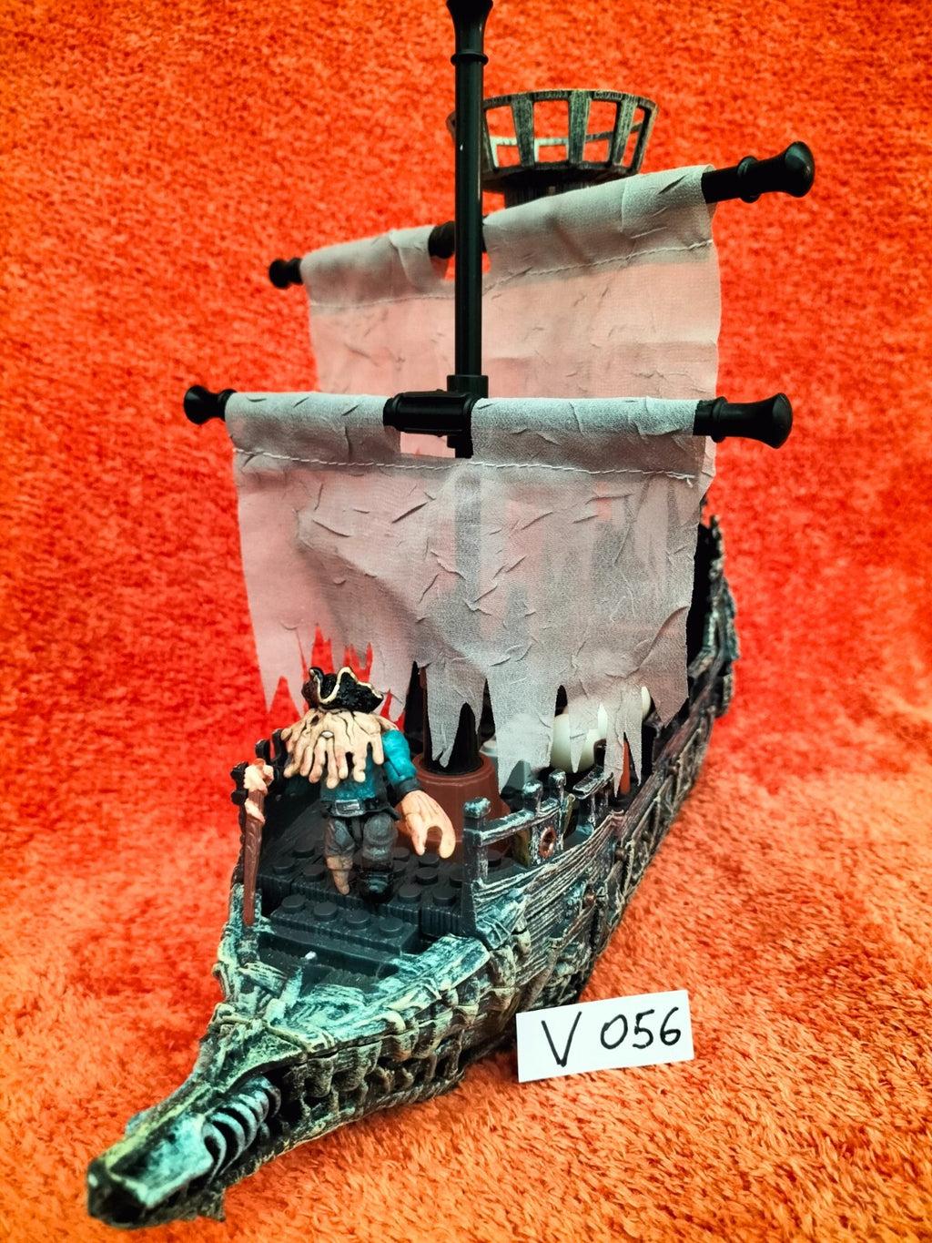 Lot V056: Ship Pirates of the Caribbean at world's end Mega Bloks 1070