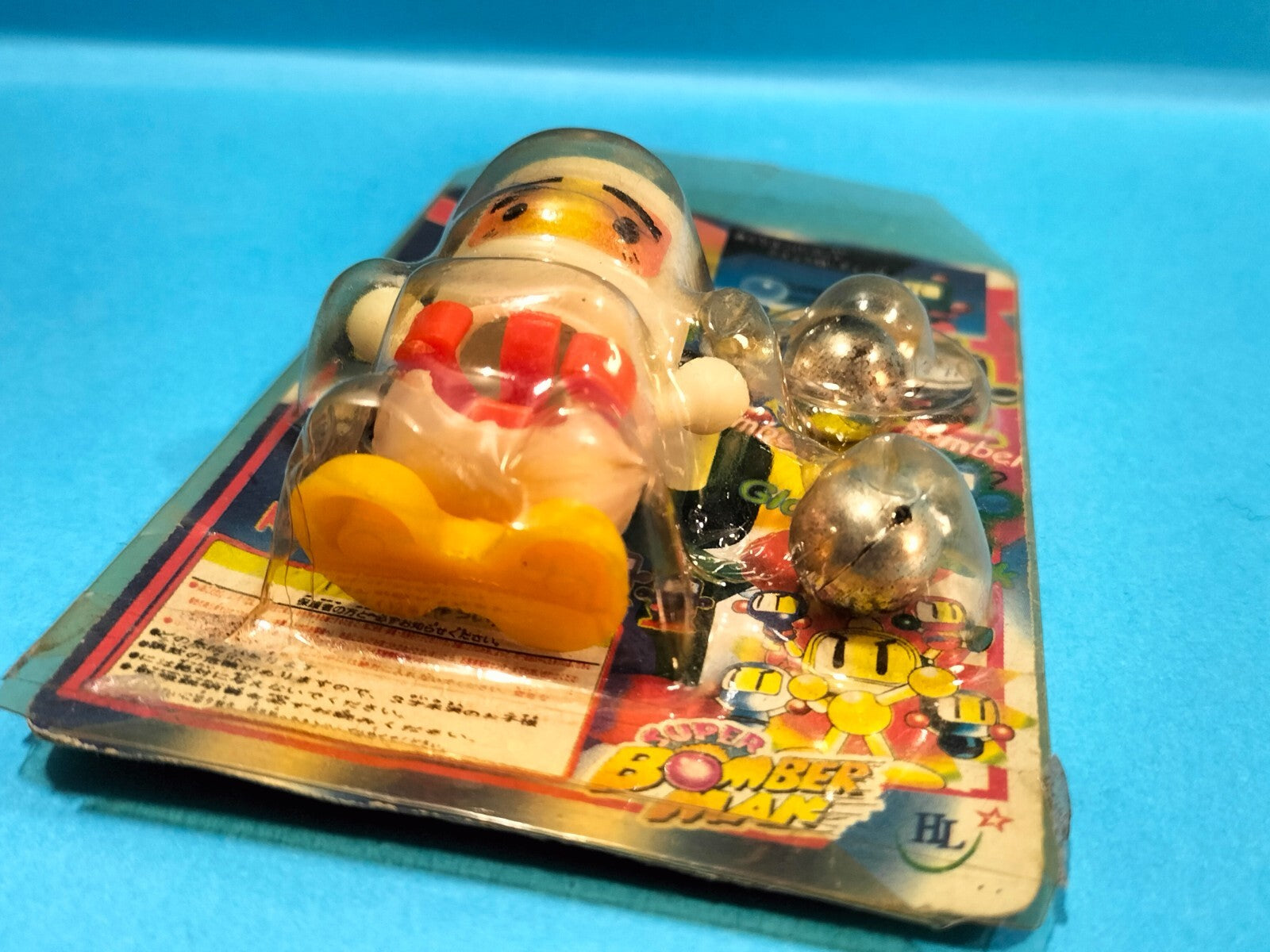 Figurine U883: Bomberman (blister = 7x10 cm)