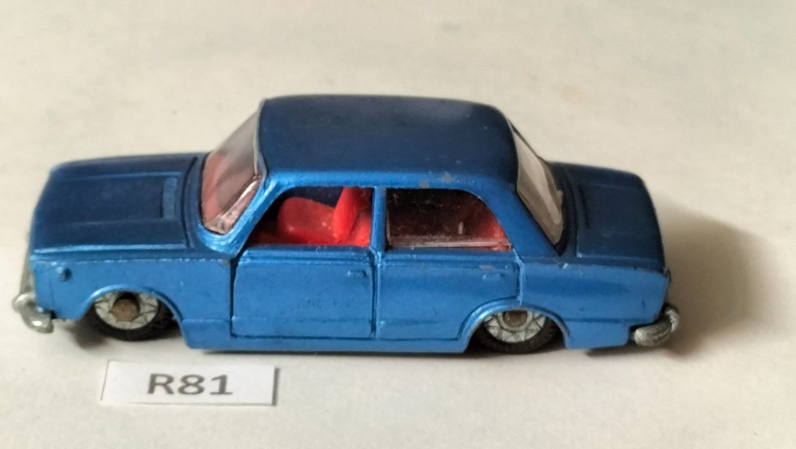 Rare R81 Politoys/Polistil/Penny Fiat 124 Car