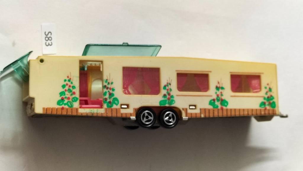 Majorette S83 Car Residential Caravan 1/100 No. 370
