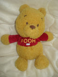 Plush toy #950: Winnie the Pooh plush toy, Disney Store, 25cm *very good